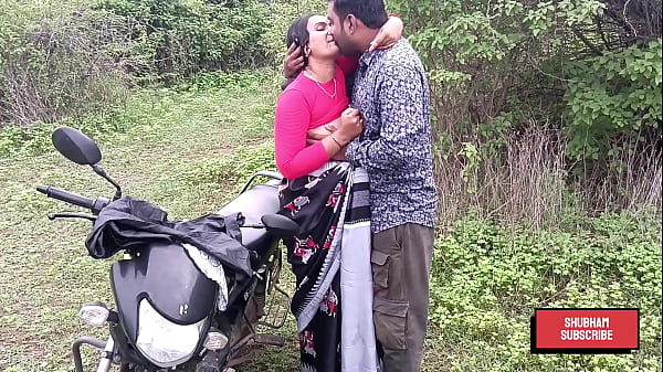 Desi Horny Kavita fuck in jungle